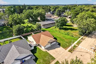 329 Soden Dr, Oregon, WI 53575 - Photo 37