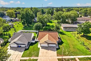 329 Soden Dr, Oregon, WI 53575 - Photo 35