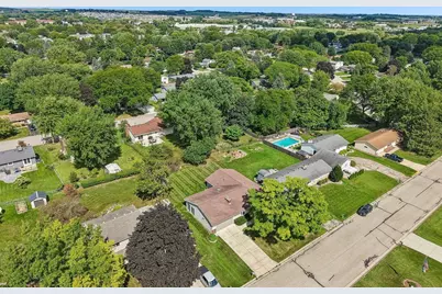 121 Winston Way, Waunakee, WI 53597 - Photo 51