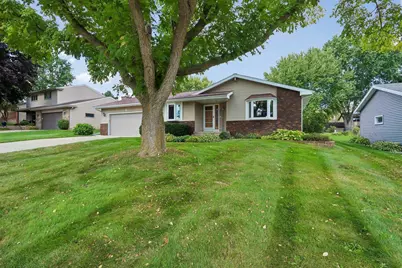 121 Winston Way, Waunakee, WI 53597 - Photo 3