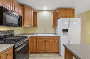 121 Winston Way, Waunakee, WI 53597 - Photo 17