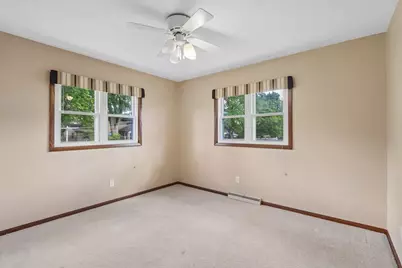 121 Winston Way, Waunakee, WI 53597 - Photo 31