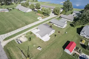 262 E Front St, Markesan, WI 53946 - Photo 17