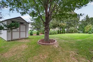 5904 Red Oak Trail, Mcfarland, WI 53558 - Photo 33