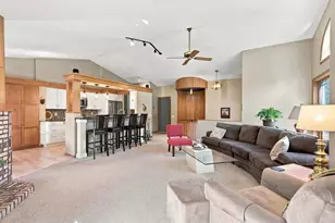 10 Apple Hill Cir, Madison, WI 53717 - Photo 11