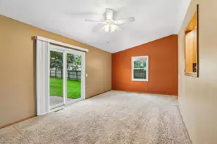280 Kierstead Ln, Oregon, WI 53575 - Photo 9