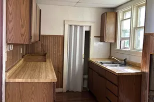 211 Glendale Ave, Tomah, WI 54660 - Photo 9