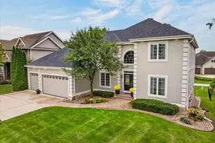 1308 Hanover Ct, Waunakee, WI 53597 - Photo 3