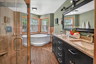 5387 Mariner's Cove Dr, Madison, WI 53704 - Photo 5