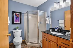 5387 Mariner's Cove Dr, Madison, WI 53704 - Photo 35