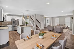 235 Blooming Leaf Wy, Madison, WI 53593 - Photo 3