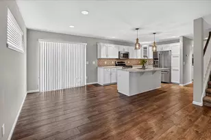 235 Blooming Leaf Wy, Madison, WI 53593 - Photo 15
