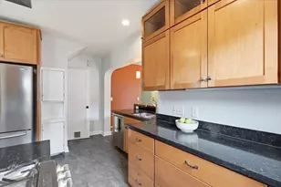 422 Sidney St, Madison, WI 53703 - Photo 19