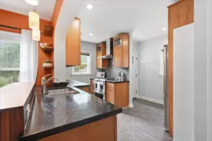 422 Sidney St, Madison, WI 53703 - Photo 15