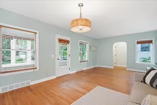 422 Sidney St, Madison, WI 53703 - Photo 9