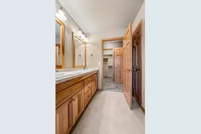 1333 Waldorf Boulevard, Madison, WI 53719 - Photo 23