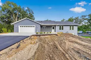 2422 E Hill Dr, Fitchburg, WI 53711 - Photo 35