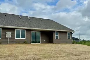 214 Danielle Dr, Randolph, WI 53956 - Photo 39