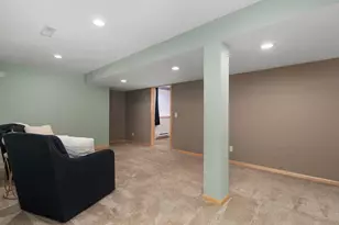 1716 Oakridge Ct, Stoughton, WI 53589 - Photo 21