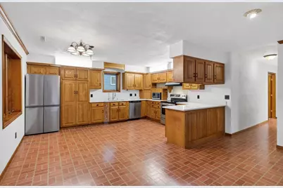 5009 Cottage Grove Road, Madison, WI 53716 - Photo 21