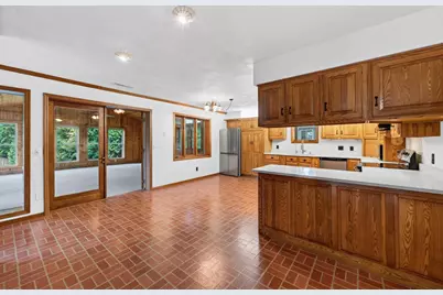 5009 Cottage Grove Road, Madison, WI 53716 - Photo 19