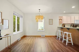 1328 Carpenter St, Madison, WI 53704 - Photo 7