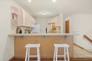 1328 Carpenter St, Madison, WI 53704 - Photo 13
