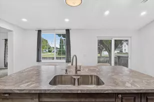 1123 Portland Ave, Beloit, WI 53511 - Photo 17