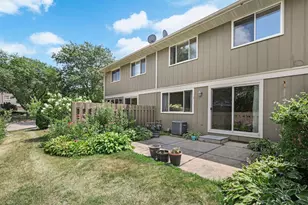 3550 Valley Ridge Rd, Middleton, WI 53562 - Photo 9