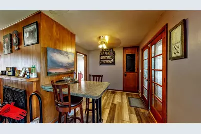 1227 E Memorial Drive, Janesville, WI 53545 - Photo 7