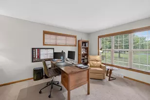 1657 O'Keeffe Ave, Sun Prairie, WI 53590 - Photo 5