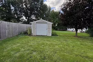 100 Canterbury Ct, Waunakee, WI 53597 - Photo 37