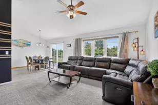 2524 S Terrace St, Janesville, WI 53546 - Photo 7