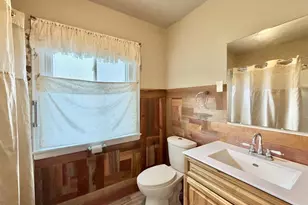 2221 E Ridge Rd, Beloit, WI 53511 - Photo 13
