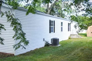 10 Lapidary Ln Ln, Janesville, WI 53546 - Photo 5