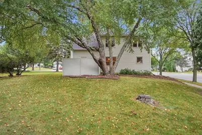 2 Cottonwood Circle, Madison, WI 53704 - Photo 7