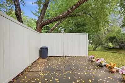 2 Cottonwood Circle, Madison, WI 53704 - Photo 17