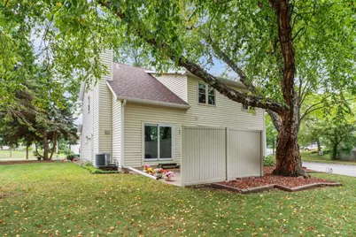 2 Cottonwood Circle, Madison, WI 53704 - Photo 11