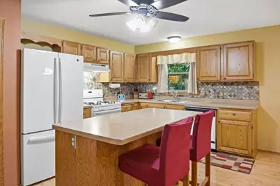 2 Cottonwood Circle, Madison, WI 53704 - Photo 25