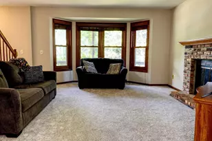3205 Clove Dr, Madison, WI 53704 - Photo 7