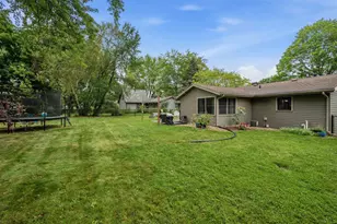 409 Hyland Dr, Stoughton, WI 53589 - Photo 3