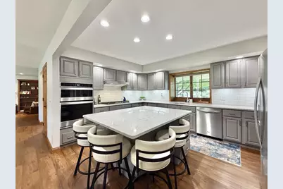 605 Cambridge Drive, Janesville, WI 53548 - Photo 7