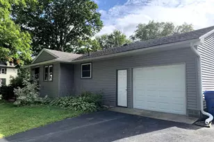 407 W Harrison St, Columbus, WI 53925 - Photo 3