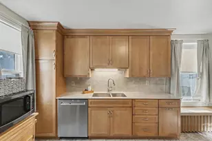 306 W Edgewater St, Portage, WI 53901 - Photo 15