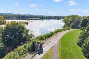 306 W Edgewater St, Portage, WI 53901 - Photo 43