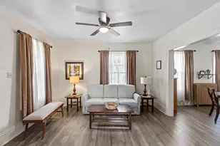 306 W Edgewater St, Portage, WI 53901 - Photo 7