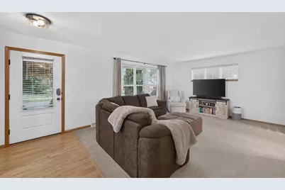 3713 Frosted Leaf Drive, Madison, WI 53719 - Photo 3