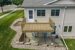 1525 15th St, Baraboo, WI 53913 - Photo 9