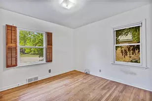 4121 Mineral Point Rd, Madison, WI 53705 - Photo 13