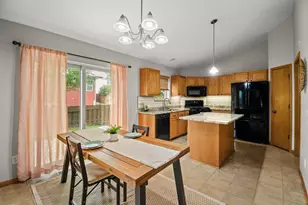 250 Wind Stone Dr, Madison, WI 53718 - Photo 9